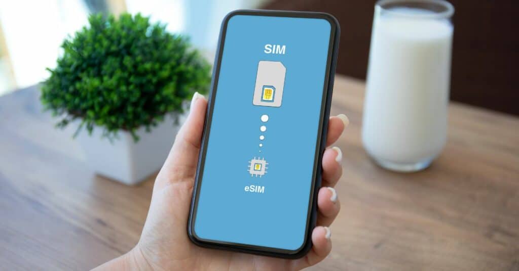 מהו ESIM ומהם היתרונות שלו
